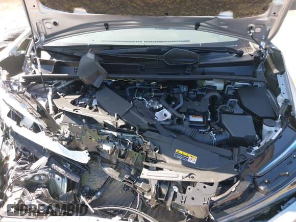 ✅ 2024 Toyota Prius LE • VIN: JTDACAAU0R3043770 • Lot: 42142393. Wystawiony na IAAI z przebiegiem 2 733 mil. Bezpłatny archiwum sprzedaży aukcyjnych z USA i szczegółowy raport historii pojazdu na DreamBid. Zdjęcie 10.