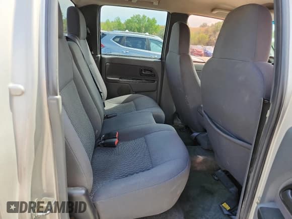 ✅ 2006 Chevrolet Colorado 3LT • VIN: 1GCDT136768147487 • Лот: 70499285. Опубликован ранее на Copart с пробегом 272 370 миль. Бесплатный доступ к архиву аукционных продаж из США и подробный отчёт об истории автомобиля на DreamBid. Изображение 10.