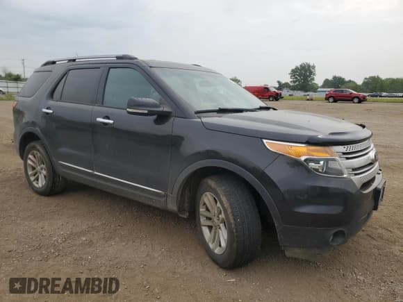 ✅ 2015 Ford Explorer XLT • VIN: 1FM5K8D88FGC01137 • Lot: 59768725. Wystawiony na Copart z przebiegiem 104 437 mil. Bezpłatny archiwum sprzedaży aukcyjnych z USA i szczegółowy raport historii pojazdu na DreamBid. Zdjęcie 4.