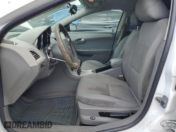 ✅ 2010 Chevrolet Malibu 1LS • VIN: 1G1ZB5EB7A4105422 • Lot: 53494674. Listed on Copart with 161,813 mi. Free auction sales archive from the USA and detailed vehicle history report at DreamBid. Image 7.