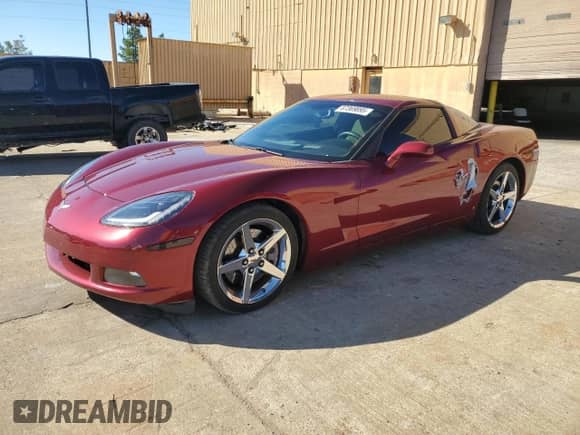 2007 Chevrolet Corvette with VIN 1G1YY26UX75120105, listed as a Copart auction lot 87369895 with 103,251 mi miles and Salvage title. Bid and sale history available at DreamBid. Image 1.