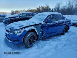 ✅ 2019 BMW 3 Series 330i xDrive • VIN: WBA5R7C59KAJ86529 • Лот: 90879815. Опубликован ранее на Copart с пробегом 112 613 миль. Бесплатный доступ к архиву аукционных продаж из США и подробный отчёт об истории автомобиля на DreamBid. Изображение 1.