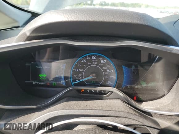 ✅ 2018 Ford C-Max SE • VIN: 1FADP5AU2JL104040 • Lot: 83855955. Wystawiony na Copart z przebiegiem 177 306 mil. Bezpłatny archiwum sprzedaży aukcyjnych z USA i szczegółowy raport historii pojazdu na DreamBid. Zdjęcie 9.