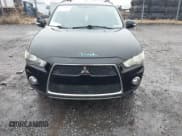 ✅ 2012 Mitsubishi Outlander SE • VIN: JA4JT3AW5CU026942 • Лот: 43834010. Опубликован ранее на IAAI с пробегом Не указан. Бесплатный доступ к архиву аукционных продаж из США и подробный отчёт об истории автомобиля на DreamBid. Изображение 10.