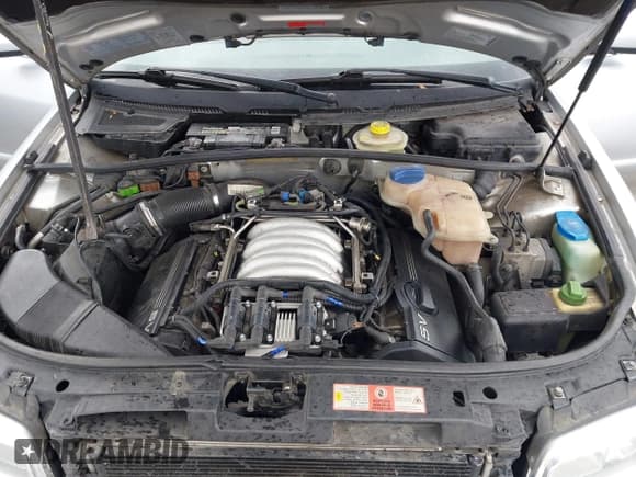 ✅ 2001 Audi A4 • VIN: WAUDH68DX1A010693 • Lot: 42445405. Listed on IAAI with 191,684 mi. Free auction sales archive from the USA and detailed vehicle history report at DreamBid. Image 10.