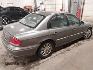✅ 2003 Hyundai Sonata GLS • VIN: KMHWF35H83A876981 • Lot: 42303654. Wystawiony na IAAI z przebiegiem 99 462 mil. Bezpłatny archiwum sprzedaży aukcyjnych z USA i szczegółowy raport historii pojazdu na DreamBid. Zdjęcie 4.