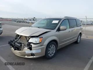 ✅ 2015 Chrysler Town & Country Touring • VIN: 2C4RC1BG1FR644247 • Лот: 43648949. Опубликован ранее на IAAI с пробегом 118 176 миль. Бесплатный доступ к архиву аукционных продаж из США и подробный отчёт об истории автомобиля на DreamBid. Изображение 2.