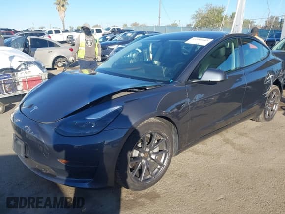 ✅ 2023 Tesla Model 3 • VIN: 5YJ3E1EA0PF540790 • Lot: 43580803. Wystawiony na IAAI z przebiegiem 21 936 mil. Bezpłatny archiwum sprzedaży aukcyjnych z USA i szczegółowy raport historii pojazdu na DreamBid. Zdjęcie 19.