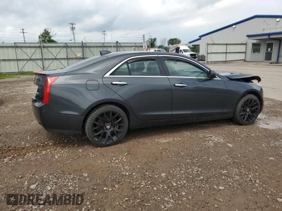 ✅ 2015 Cadillac ATS Standard AWD • VIN: 1G6AG5RX1F0141720 • Lot: 61797225. Wystawiony na Copart z przebiegiem 127 134 mil. Bezpłatny archiwum sprzedaży aukcyjnych z USA i szczegółowy raport historii pojazdu na DreamBid. Zdjęcie 3.