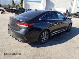 ✅ 2018 Hyundai Sonata Limited Plus • VIN: 5NPE34AB0JH720262 • Lot: 46281093. Listed on Copart with 63,230 mi. Free auction sales archive from the USA and detailed vehicle history report at DreamBid. Image 3.