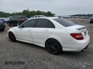 ✅ 2013 Mercedes-Benz C 300 Sport • VIN: WDDGF8AB4DR267712 • Лот: 60232485. Опубликован ранее на Copart с пробегом 56 942 миль. Бесплатный доступ к архиву аукционных продаж из США и подробный отчёт об истории автомобиля на DreamBid. Изображение 2.