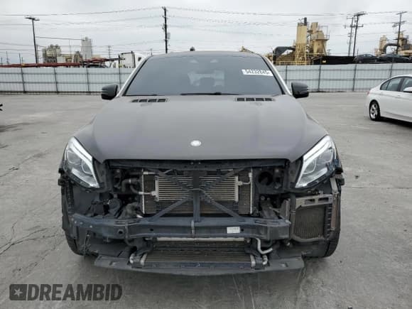 ✅ 2017 Mercedes-Benz GLE 63 S AMG • VIN: 4JGED7FBXHA064043 • Lot: 54232845. Wystawiony na Copart z przebiegiem 63 645 mil. Bezpłatny archiwum sprzedaży aukcyjnych z USA i szczegółowy raport historii pojazdu na DreamBid. Zdjęcie 5.