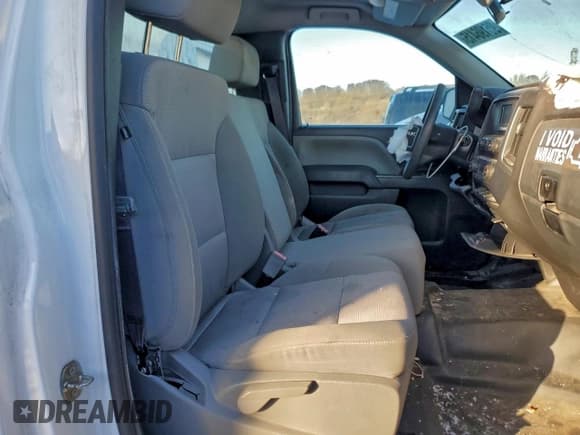 ✅ 2017 GMC Sierra 1500 • VIN: 1GTN1LEC2HZ902504 • Lot: 95196415. Wystawiony na Copart z przebiegiem 133 013 mil. Bezpłatny archiwum sprzedaży aukcyjnych z USA i szczegółowy raport historii pojazdu na DreamBid. Zdjęcie 10.