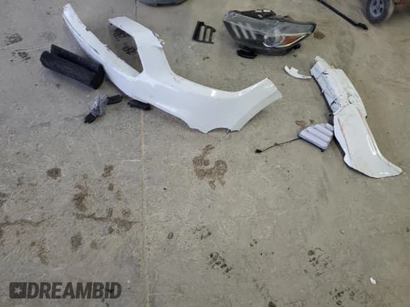 ✅ 2016 Ford Mustang GT Premium • VIN: 1FATP8FF7G5326867 • Lot: 87128415. Wystawiony na Copart z przebiegiem 156 381 mil. Bezpłatny archiwum sprzedaży aukcyjnych z USA i szczegółowy raport historii pojazdu na DreamBid. Zdjęcie 12.