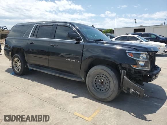 ✅ 2016 Chevrolet Suburban LT • VIN: 1GNSCHKC7GR303120 • Lot: 55525714. Wystawiony na Copart z przebiegiem 176 862 mil. Bezpłatny archiwum sprzedaży aukcyjnych z USA i szczegółowy raport historii pojazdu na DreamBid. Zdjęcie 4.