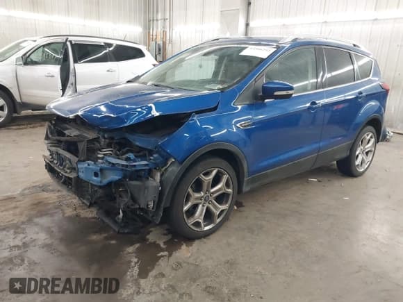 ✅ 2019 Ford Escape Titanium • VIN: 1FMCU9J93KUA16820 • Lot: 43506252. Wystawiony na IAAI z przebiegiem 68 916 mil. Bezpłatny archiwum sprzedaży aukcyjnych z USA i szczegółowy raport historii pojazdu na DreamBid. Zdjęcie 2.