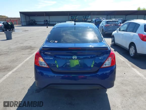 ✅ 2019 Nissan Versa S Plus • VIN: 3N1CN7AP7KL881243 • Lot: 42801930. Wystawiony na IAAI z przebiegiem 80 674 mil. Bezpłatny archiwum sprzedaży aukcyjnych z USA i szczegółowy raport historii pojazdu na DreamBid. Zdjęcie 16.