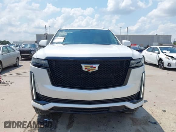 ✅ 2023 Cadillac Escalade ESV 4WD Sport Platinum • VIN: 1GYS4RKL3PR310961 • Lot: 42954696. Listed on IAAI with 10,765 mi. Free auction sales archive from the USA and detailed vehicle history report at DreamBid. Image 12.