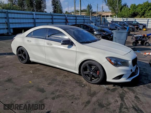 ✅ 2016 Mercedes-Benz CLA 250 • VIN: WDDSJ4GB8GN294805 • Lot: 94638655. Listed on Copart with 127,318 mi. Free auction sales archive from the USA and detailed vehicle history report at DreamBid. Image 4.