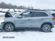 ✅ 2016 Mitsubishi Outlander SEL • VIN: JA4AR4AW0GZ052815 • Lot: 41482017. Wystawiony na IAAI z przebiegiem 88 794 mil. Bezpłatny archiwum sprzedaży aukcyjnych z USA i szczegółowy raport historii pojazdu na DreamBid. Zdjęcie 13.