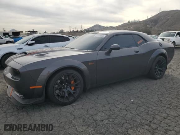 ✅ 2022 Dodge Challenger R/T Scat Pack Widebody • VIN: 2C3CDZFJ1NH218848 • Lot: 82129803. Wystawiony na Copart z przebiegiem 11 347 mil. Bezpłatny archiwum sprzedaży aukcyjnych z USA i szczegółowy raport historii pojazdu na DreamBid. Zdjęcie 1.