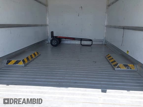 ✅ 2020 Ford Transit • VIN: 1FDBW5Z8XLKA32374 • Лот: 42468266. Опубликован ранее на IAAI с пробегом 80 934 миль. Бесплатный доступ к архиву аукционных продаж из США и подробный отчёт об истории автомобиля на DreamBid. Изображение 8.