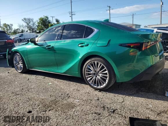 2024 Lexus IS 300 z VIN JTHDA1D23R5130806, wystawiony jako Copart lot #66090145 z przebiegiem 16 064 mil mil oraz Nie do naprawy • Non repairable. Historia ofert i sprzedaży dostępna na DreamBid. Obrazek 2.