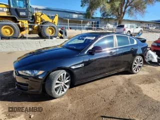 ✅ 2019 Jaguar XE 25t Premium • VIN: SAJAD4FX9KCP49449 • Лот: 86169345. Опубликован ранее на Copart с пробегом 86 530 миль. Бесплатный доступ к архиву аукционных продаж из США и подробный отчёт об истории автомобиля на DreamBid. Изображение 1.