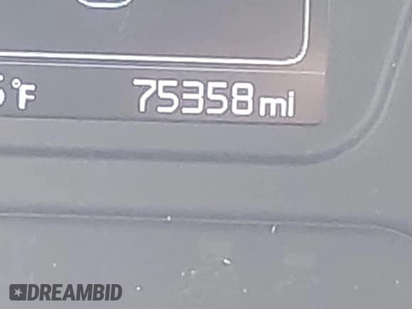 ✅ 2017 Kia Sorento LX • VIN: 5XYPGDA50HG221552 • Lot: 43009513. Wystawiony na IAAI z przebiegiem 75 358 mil. Bezpłatny archiwum sprzedaży aukcyjnych z USA i szczegółowy raport historii pojazdu na DreamBid. Zdjęcie 15.