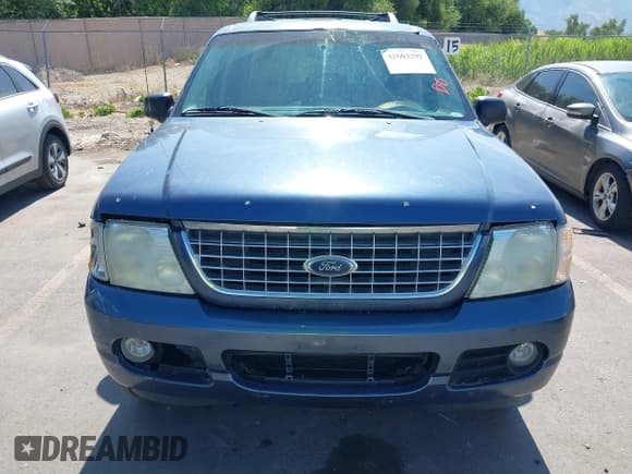 ✅ 2005 Ford Explorer XLT • VIN: 1FMZU63K65UA11317 • Lot: 42603292. Listed on IAAI with 218,625 mi. Free auction sales archive from the USA and detailed vehicle history report at DreamBid. Image 12.
