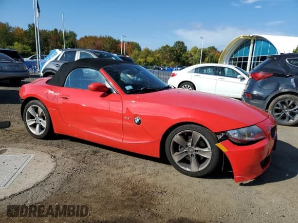 ✅ 2007 BMW Z4 3.0i • VIN: 4USBU33597LW60871 • Lot: 85126965. Wystawiony na Copart z przebiegiem 58 463 mil. Bezpłatny archiwum sprzedaży aukcyjnych z USA i szczegółowy raport historii pojazdu na DreamBid. Zdjęcie 4.