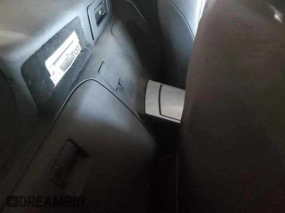 ✅ 2003 Nissan 350Z Touring • VIN: JN1AZ34E43T014376 • Лот: 85263815. Опубликован ранее на Copart с пробегом Не указан. Бесплатный доступ к архиву аукционных продаж из США и подробный отчёт об истории автомобиля на DreamBid. Изображение 10.