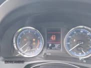 ✅ 2017 Toyota Corolla SE • VIN: 2T1BURHE7HC831837 • Lot: 43421196. Wystawiony na IAAI z przebiegiem 90 274 mil. Bezpłatny archiwum sprzedaży aukcyjnych z USA i szczegółowy raport historii pojazdu na DreamBid. Zdjęcie 7.