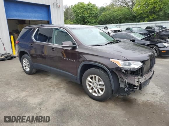 ✅ 2020 Chevrolet Traverse LT Cloth • VIN: 1GNERGKWXLJ172256 • Lot: 69782015. Listed on Copart with 87,905 mi. Free auction sales archive from the USA and detailed vehicle history report at DreamBid. Image 4.