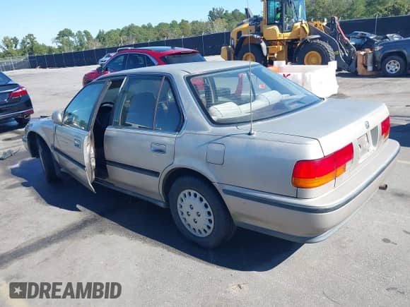 1993 Honda Accord с VIN 1HGCB7651PA112895, выставлен на аукционе IAAI как лот 43452896 с пробегом 244 427 миль миль и . История ставок и продаж доступна на DreamBid. Изображение 3.