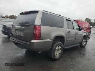 ✅ 2013 Chevrolet Suburban LT • VIN: 1GNSKJE71DR284486 • Lot: 72684014. Wystawiony na Copart z przebiegiem 223 855 mil. Bezpłatny archiwum sprzedaży aukcyjnych z USA i szczegółowy raport historii pojazdu na DreamBid. Zdjęcie 3.