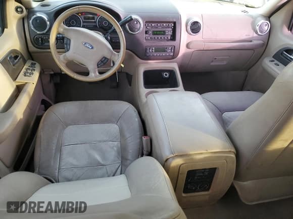 ✅ 2005 Ford Expedition Eddie Bauer • VIN: 1FMFU17525LA18376 • Lot: 84514404. Listed on Copart with 152,089 mi. Free auction sales archive from the USA and detailed vehicle history report at DreamBid. Image 8.