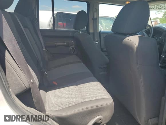 ✅ 2009 Jeep Commander Sport • VIN: 1J8HG48K59C519271 • Lot: 57624725. Listed on Copart with 163,506 mi. Free auction sales archive from the USA and detailed vehicle history report at DreamBid. Image 11.