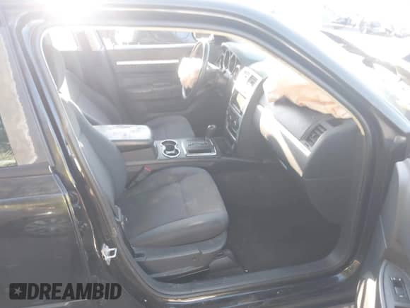 2010 Dodge Charger Rallye z VIN 2B3CA9CVXAH268459, wystawiony jako IAAI lot #43207152 z przebiegiem Nie podano mil oraz . Historia ofert i sprzedaży dostępna na DreamBid. Obrazek 5.