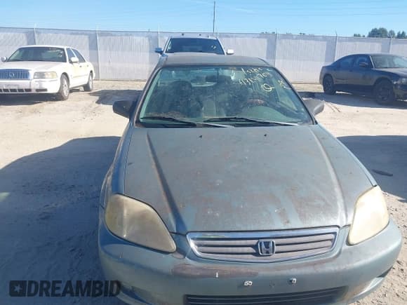 ✅ 2000 Honda Civic VP • VIN: 2HGEJ6618YH539836 • Lot: 43141704. Listed on IAAI with 226,366 mi. Free auction sales archive from the USA and detailed vehicle history report at DreamBid. Image 6.