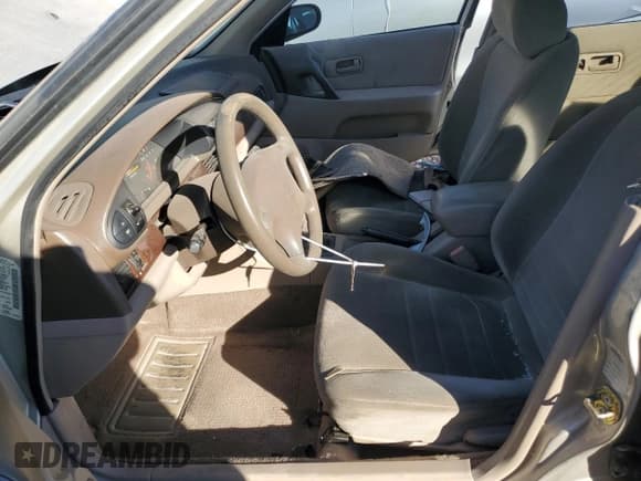 ✅ 1997 Nissan Altima XE • VIN: 1N4BU31D4VC220222 • Лот: 88651705. Опубликован ранее на Copart с пробегом 131 377 миль. Бесплатный доступ к архиву аукционных продаж из США и подробный отчёт об истории автомобиля на DreamBid. Изображение 7.