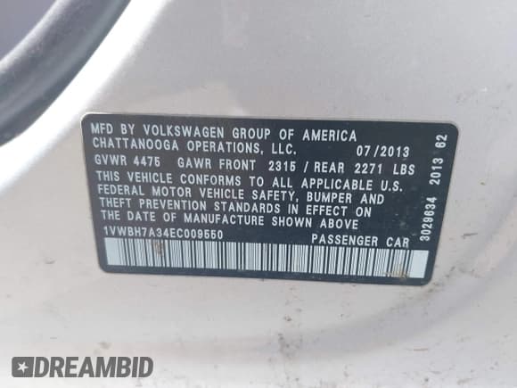 ✅ 2014 Volkswagen Passat SE • VIN: 1VWBH7A34EC009550 • Lot: 42226254. Wystawiony na IAAI z przebiegiem 191 935 mil. Bezpłatny archiwum sprzedaży aukcyjnych z USA i szczegółowy raport historii pojazdu na DreamBid. Zdjęcie 9.