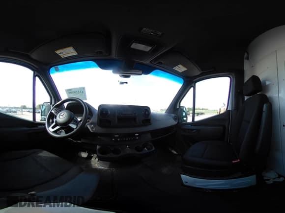 ✅ 2020 Mercedes-Benz Sprinter • VIN: W1W4EBHYXLT033703 • Lot: 43228505. Listed on IAAI with 218,199 mi. Free auction sales archive from the USA and detailed vehicle history report at DreamBid. Image 18.