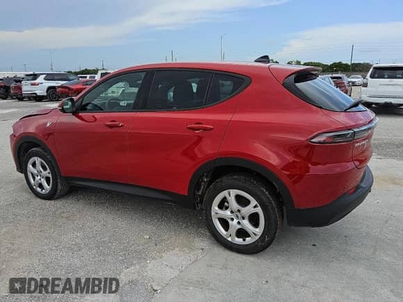 ✅ 2024 Dodge Hornet GT • VIN: ZACNDFAN1R3A42621 • Lot: 70689685. Wystawiony na Copart z przebiegiem 22 898 mil mil. Skorzystaj z bezpłatnego archiwum sprzedaży aukcyjnych z USA i zobacz szczegółowy raport historii pojazdu na DreamBid. Zdjęcie 2.