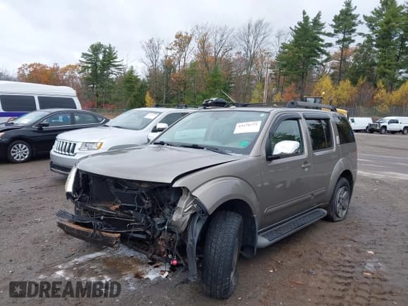 ✅ 2008 Nissan Pathfinder S • VIN: 5N1AR18B28C610901 • Lot: 43578772. Listed on IAAI with 200,211 mi. Free auction sales archive from the USA and detailed vehicle history report at DreamBid. Image 2.