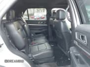 ✅ 2017 Ford Explorer Sport • VIN: 1FM5K8GT9HGA67449 • Lot: 43639519. Wystawiony na IAAI z przebiegiem Nie podano. Bezpłatny archiwum sprzedaży aukcyjnych z USA i szczegółowy raport historii pojazdu na DreamBid. Zdjęcie 8.