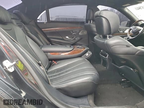 ✅ 2014 Mercedes-Benz S 550 • VIN: WDDUG8CB0EA058660 • Lot: 96379455. Listed on Copart with 100,080 mi. Free auction sales archive from the USA and detailed vehicle history report at DreamBid. Image 10.