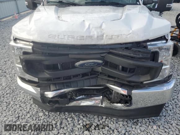 ✅ 2022 Ford F-250 XL • VIN: 1FT7X2B68NEG43777 • Lot: 50812725. Listed on Copart with 28,865 mi. Free auction sales archive from the USA and detailed vehicle history report at DreamBid. Image 11.