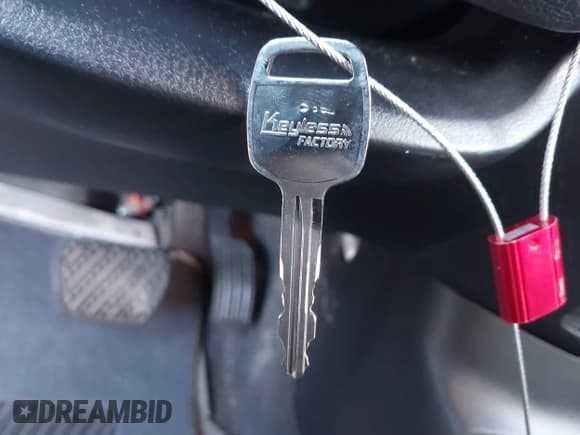 ✅ 2016 Nissan Note SV • VIN: 3N1CE2CP2GL356582 • Lot: 43744667. Wystawiony na IAAI z przebiegiem 106 940 mil. Bezpłatny archiwum sprzedaży aukcyjnych z USA i szczegółowy raport historii pojazdu na DreamBid. Zdjęcie 11.