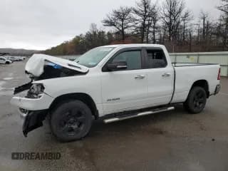 ✅ 2020 Ram 1500 Big Horn • VIN: 1C6RRFBG3LN394618 • Lot: 49051465. Wystawiony na Copart z przebiegiem 71 379 mil. Bezpłatny archiwum sprzedaży aukcyjnych z USA i szczegółowy raport historii pojazdu na DreamBid. Zdjęcie 1.